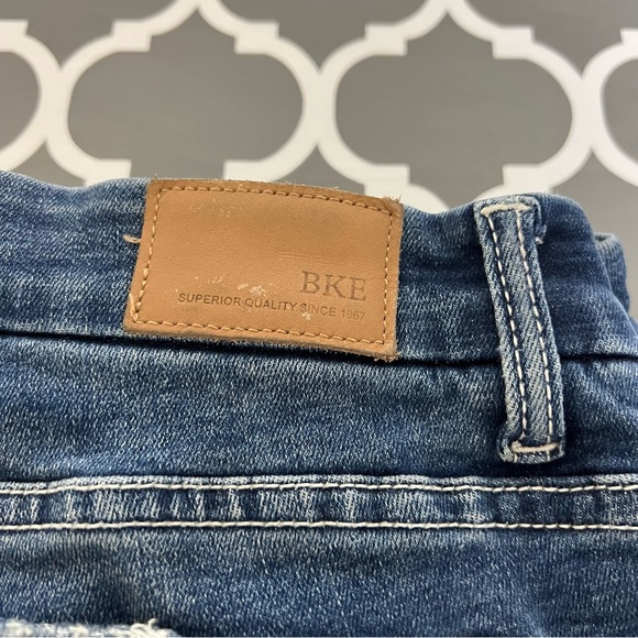 Buckle BKE Payton Cropped Straight Jeans Womens 30x28 Raw Hem Universal Fit - Picture 7 of 13